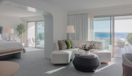 King Room with Oceanfront /Balcony/Firepit