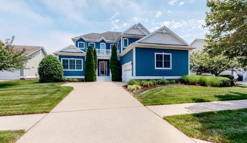 Six-Bedroom House
