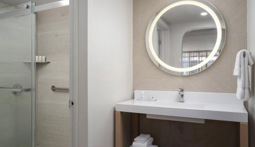 Suite with Two Queen Beds and Sofa Bed - Non-Smoking