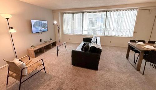 One-Bedroom Apartment - Non-Smoking