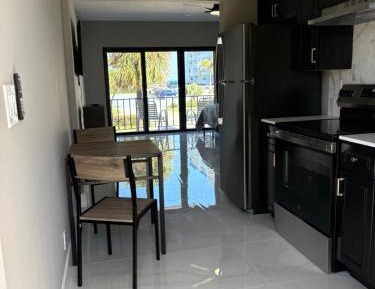 Deluxe Double Room with Balcony and Sea View