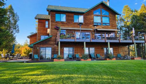 Six-Bedroom House