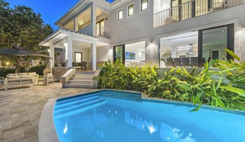 Villa - Beach Front
