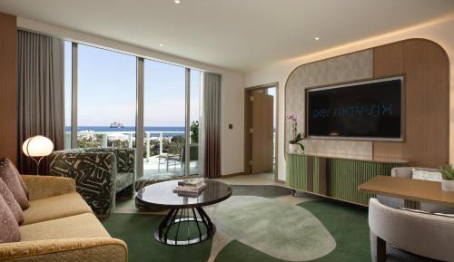 Resort view Two Queen Suite