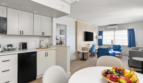 Double Suite with Ocean View