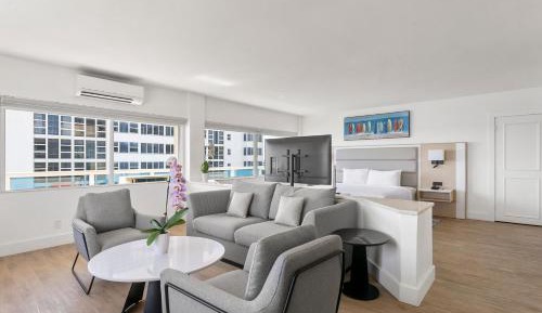 King Suite with Ocean View