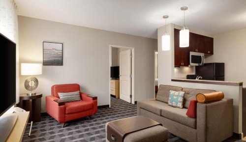 Two-Bedroom Queen Suite with Two Queen Beds - Hearing Accessible