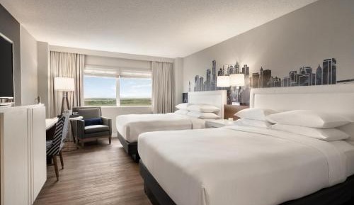 Deluxe Queen Room with Two Queen Beds
