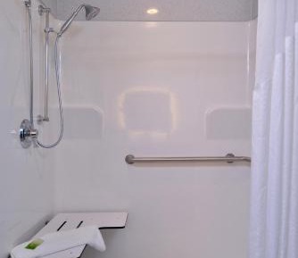 Standard King Room with Accessible Tub - Mobility Access
