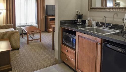 King Studio Suite - Mobility Access/Non-Smoking