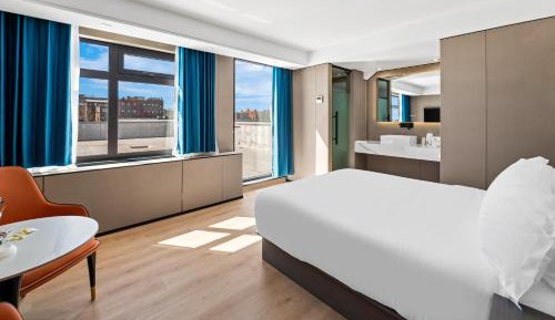 Deluxe Single Room