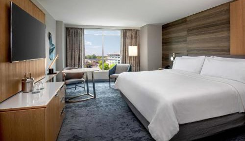 Premium, Guest room, 1 King, City view