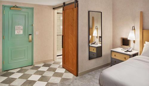 King Room