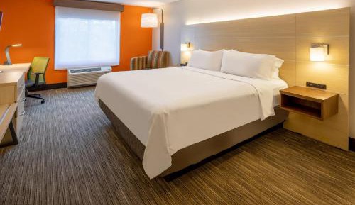 Standard King Room