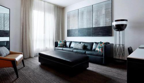 Double Suite