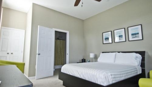 Queen Room with Balcony