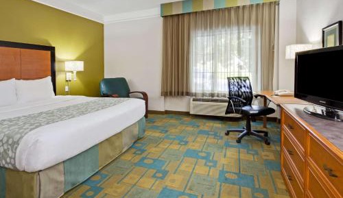 King Room - Non-Smoking