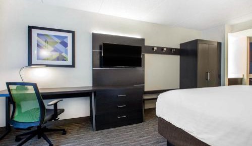 Standard King Room
