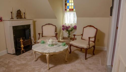 Queen Suite