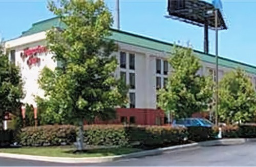 Deepwater Hotel | Hampton Inn Pennsville