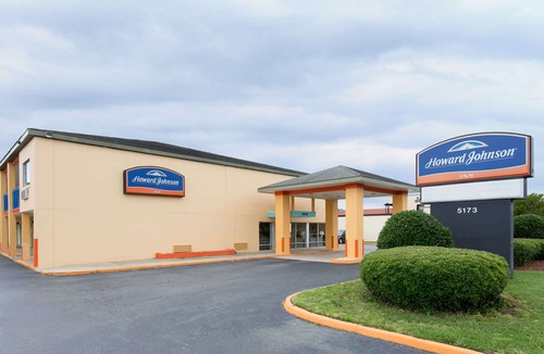 Northwest Hotel | Howard Johnson by Wyndham Virginia Beach