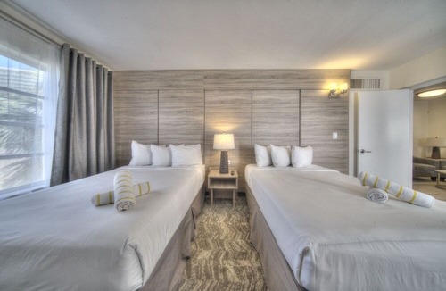 Pompano Beach Hotel | Riverside Apartments by The Beach
