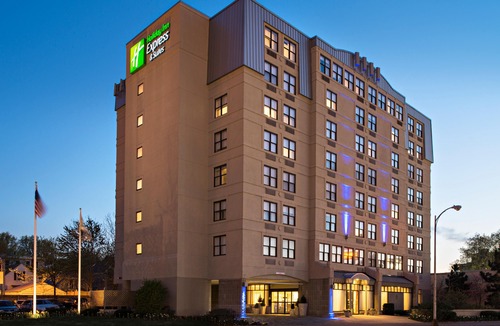 East Cambridge Hotel | Holiday Inn Express & Suites Boston - Cambridge