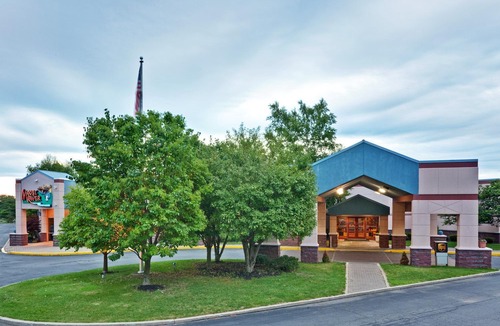 New Hartford Hotel | Burrstone Inn, Ascend Hotel Collection