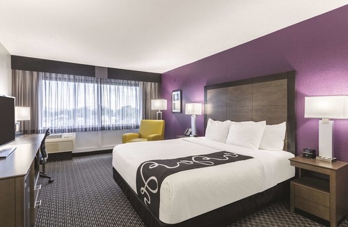 Northeast Virginia Beach Hotel | La Quinta by Wyndham Virginia Beach