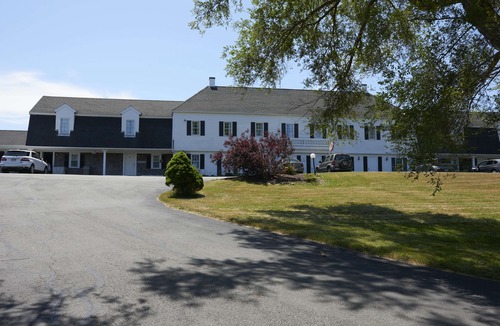 Sandwich Hotel | Sandwich Lodge & Resort