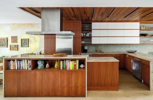Crown Heights Apartment | Pacific by Rove Travel | Duplex w/Deck & Backyard