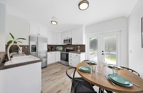 Poinsettia Heights House | Charming 2-bedroom House with a Private Pool in the Heart of Fort Lauderdale