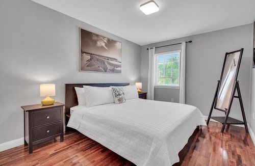 Birch Park Finger Streets House | Steps From the Beach Heated Pool Seaside Key