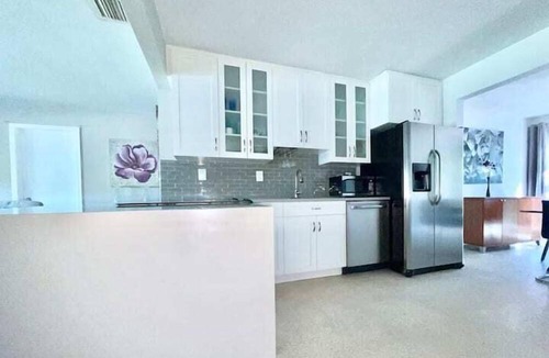 Central Business District Apartment | 2 Bedroom 788293 by Houzlet