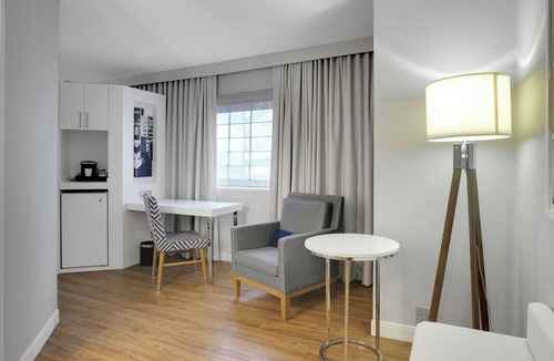 East Rutherford Hotel | Major international sporting event Stay Near MetLife Stadium & NYC