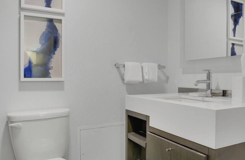 East Rutherford Hotel | World Cup Fan Hotel Near MetLife Gameday Shuttle