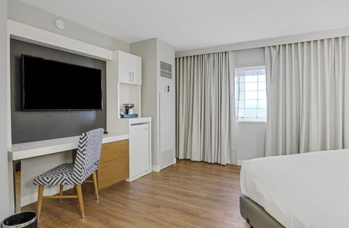 East Rutherford Hotel | World Cup Hotel Near MetLife Stadium