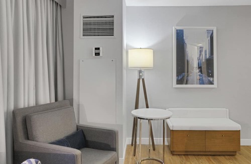 East Rutherford Hotel | MetLife Stadium Hotel for Matchdays Game Shuttle