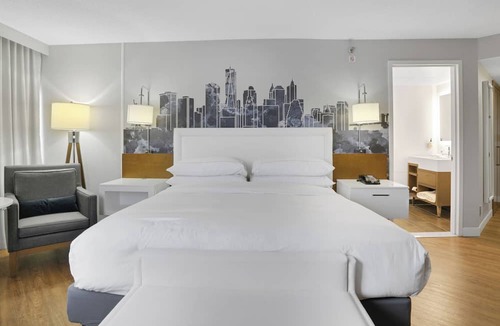 East Rutherford Hotel | MetLife Stadium Hotel World Cup Hub Shuttles