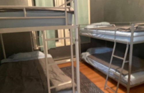 Greenville Apartment | Spacious 3-bedroom apartment with WiFi, AC in welcoming Jersey City