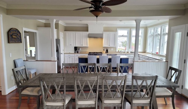 ROCK HALL BAY HOUSE - 5BR 4BA - ON THE WATER!!