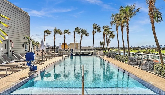 King Suite balcony water views-Hosted by Sweetstay