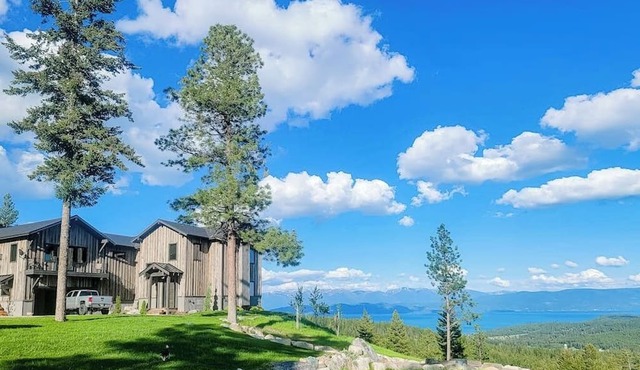 Gorgeous lake-view cabin with game room & fireplaces - near Blacktail Mountain