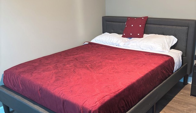 New Vrindaban guest house 1-bedroom apartment house with AC in charming.